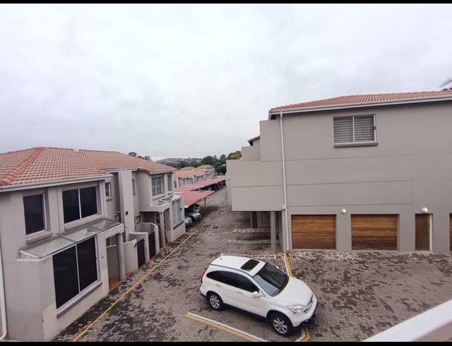 3 BEDROOM PROPERTY TO RENT IN BEDFORD GARDENS